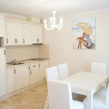 Lejlighed Venera & Anastasia Palace *